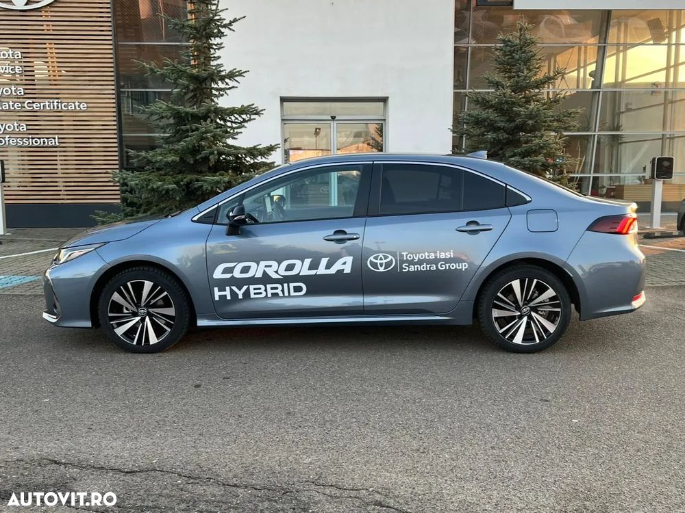 Toyota Corolla Sedan 1.8 HSD Dynamic - 6