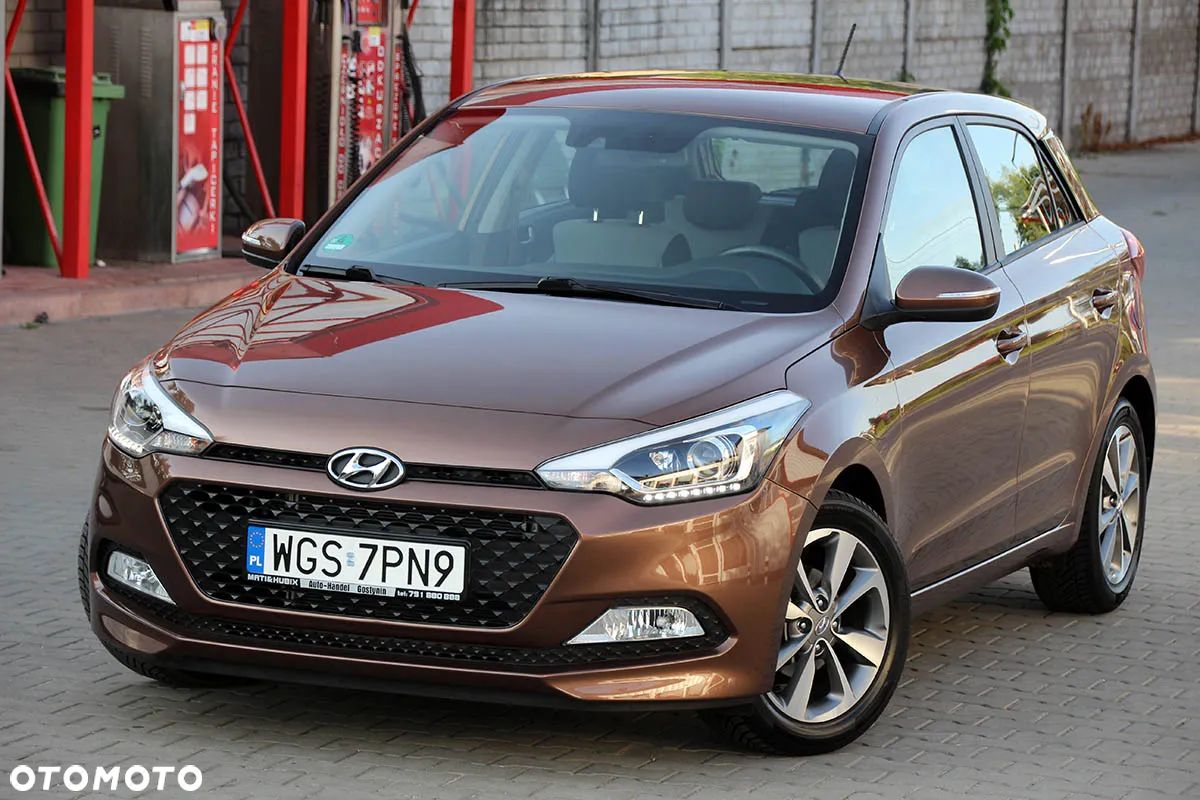 Hyundai i20 1.2 YES Gold - 1