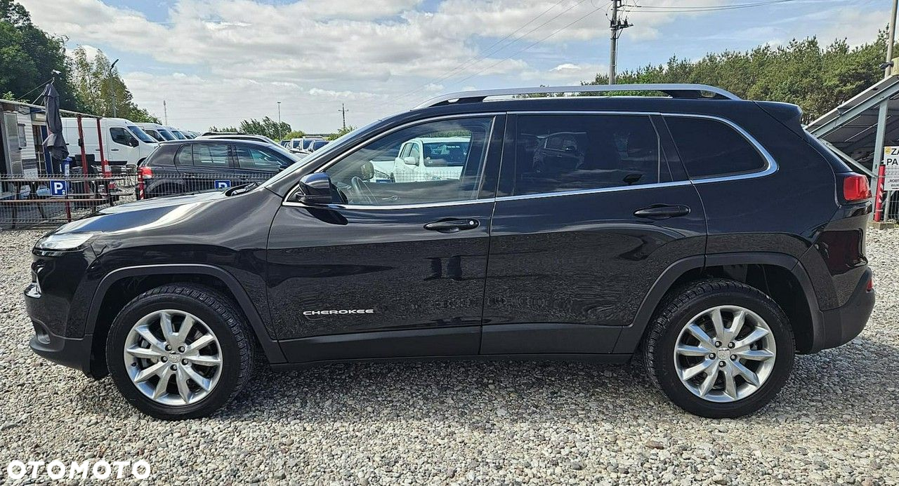 Jeep Cherokee - 20