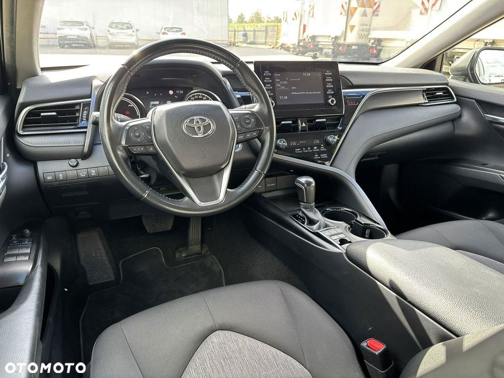 Toyota Camry 2.5 Hybrid Comfort CVT - 12