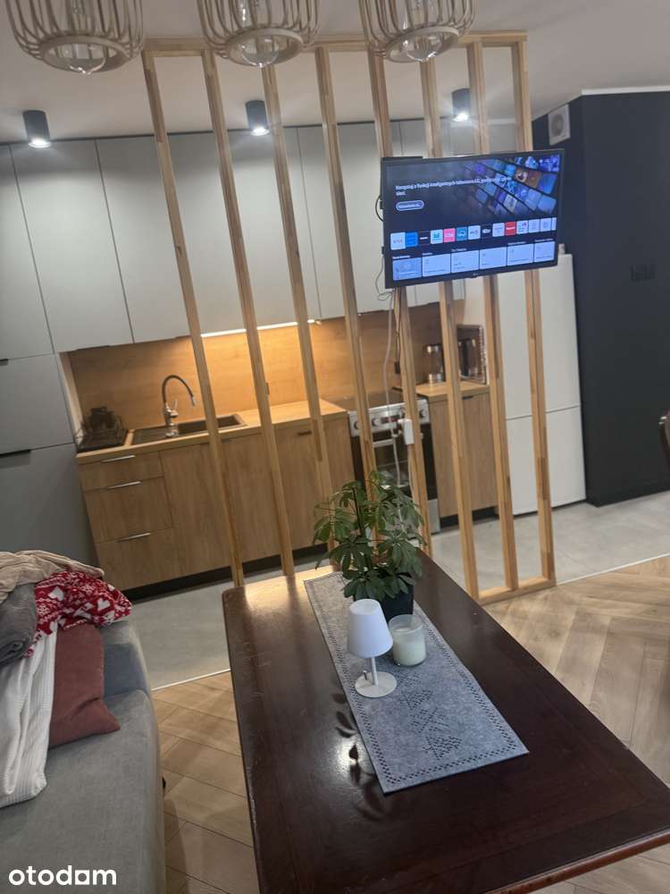 2 pokojowe mieszkanie pod lasem z tarasem.