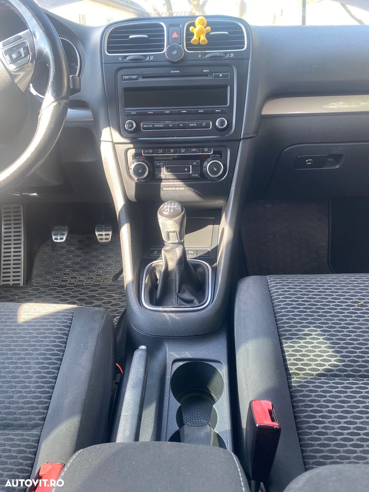 Volkswagen Golf - 3