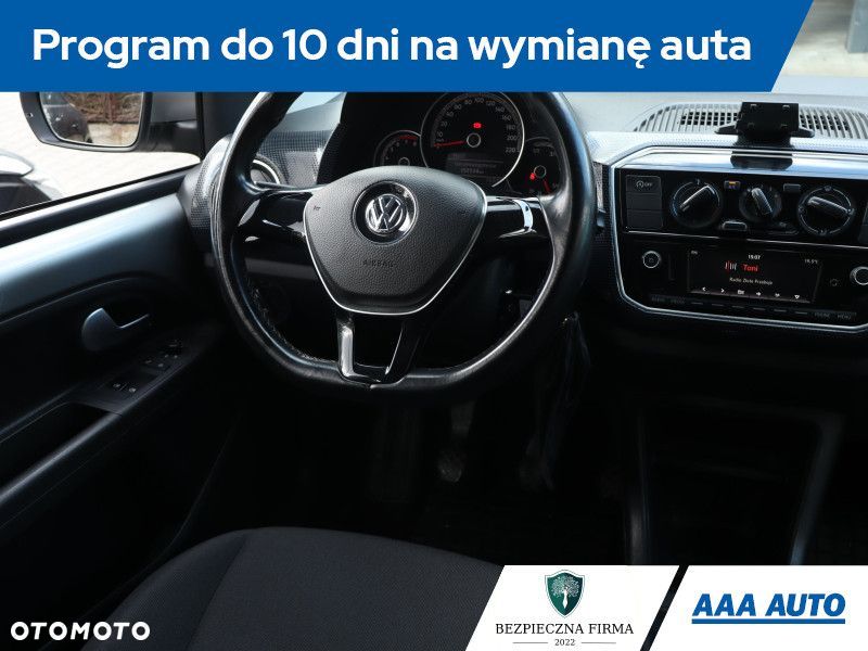 Volkswagen up! - 9
