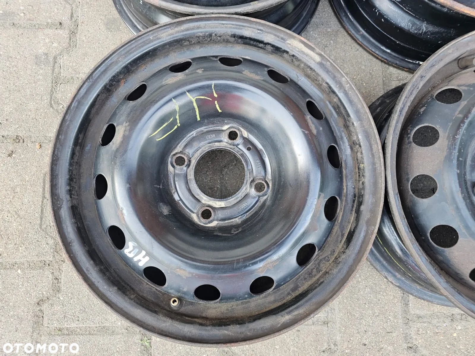 (S43) Felgi stalowe 5,5Jx14'' ET34 4x108 Peugeot 308 Partner II Citroen C3 Berlingo II - 5