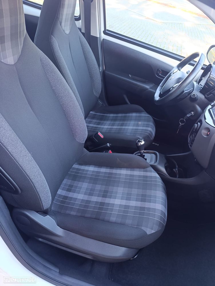 Peugeot 108 Top! 1.0 VTi Style ETG5 - 14