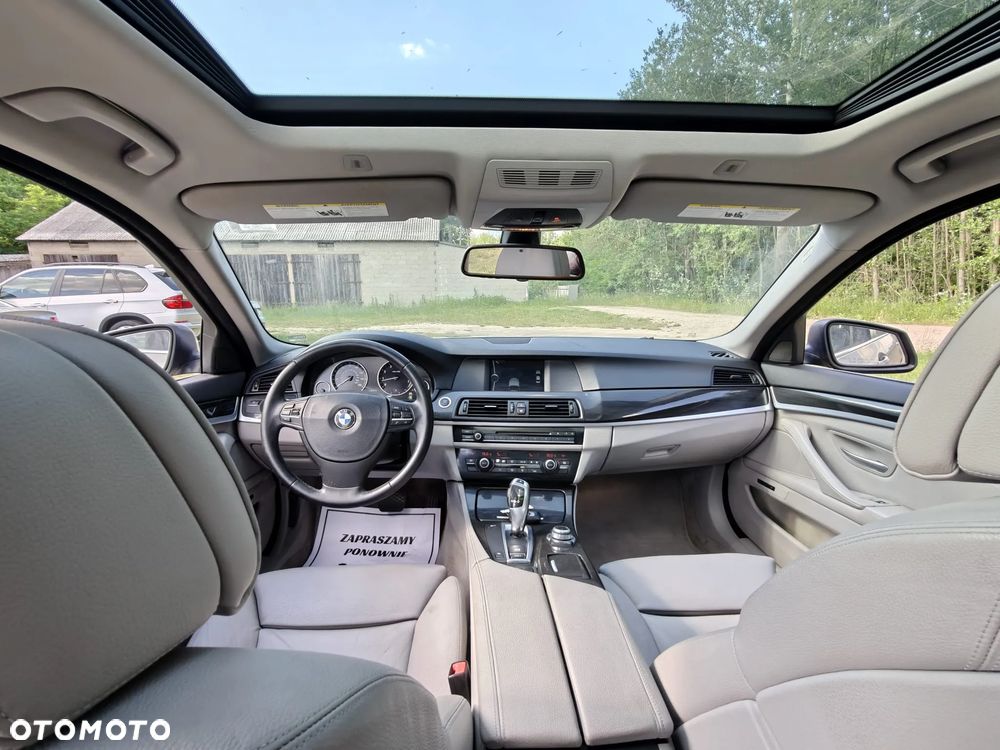 BMW Seria 5 528i Sport-Aut - 7