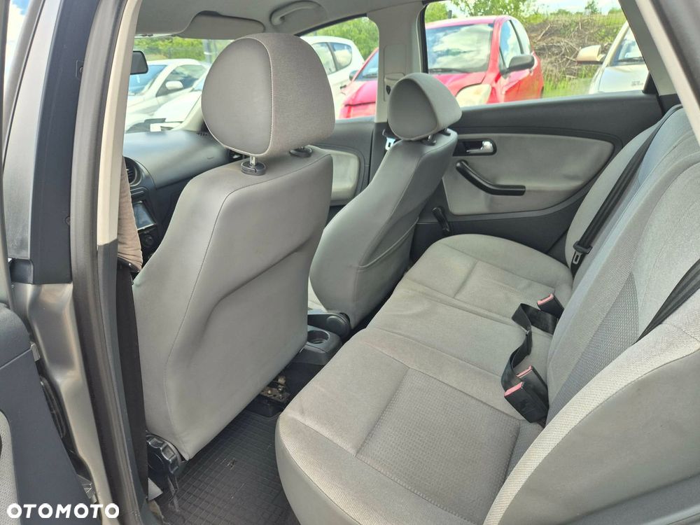 Seat Ibiza 1.4 16V Stylance - 10