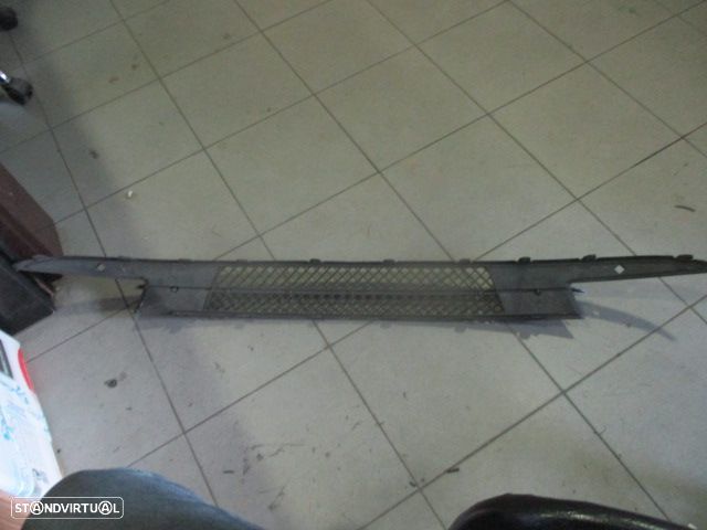 Grelha Friso 51117182367 BMW E87 2008 FRENTE - 3