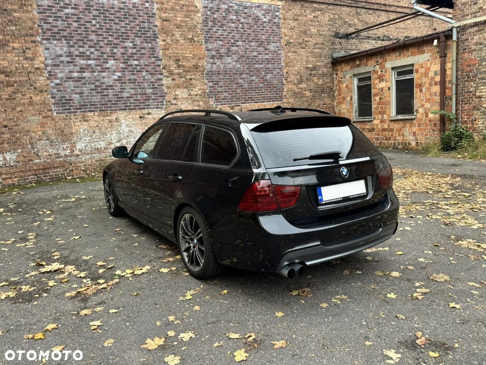 BMW Seria 3 320i - 5