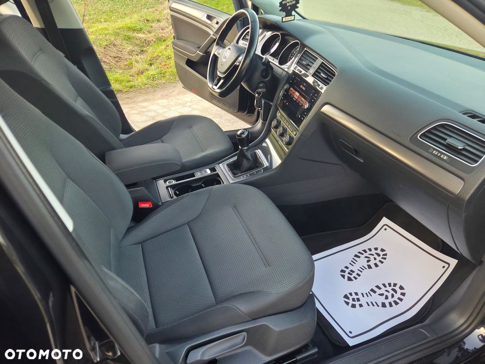 Volkswagen Golf 1.6 TDI (BlueMotion Technology) Trendline - 13