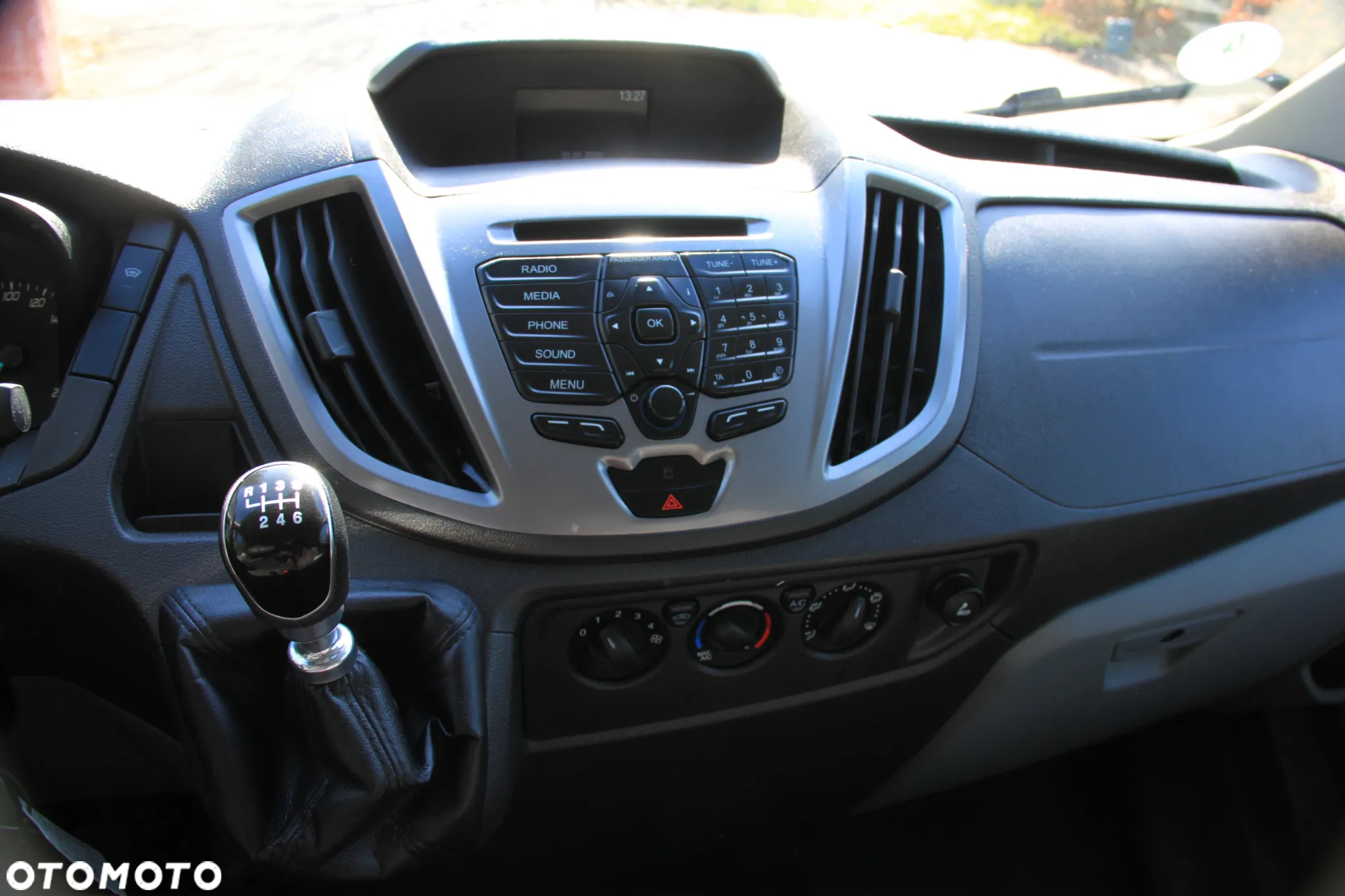 Ford Transit - 8