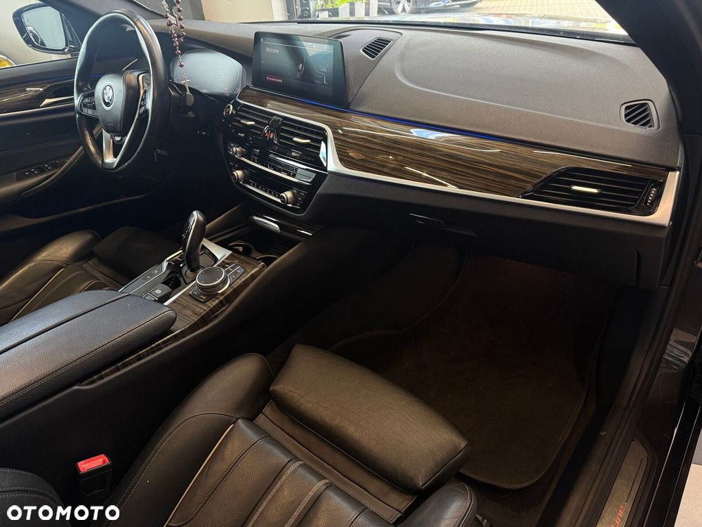 BMW Seria 5 - 18