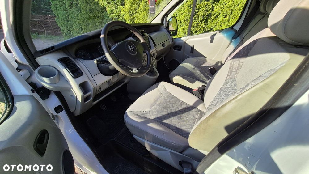 Opel Vivaro - 5