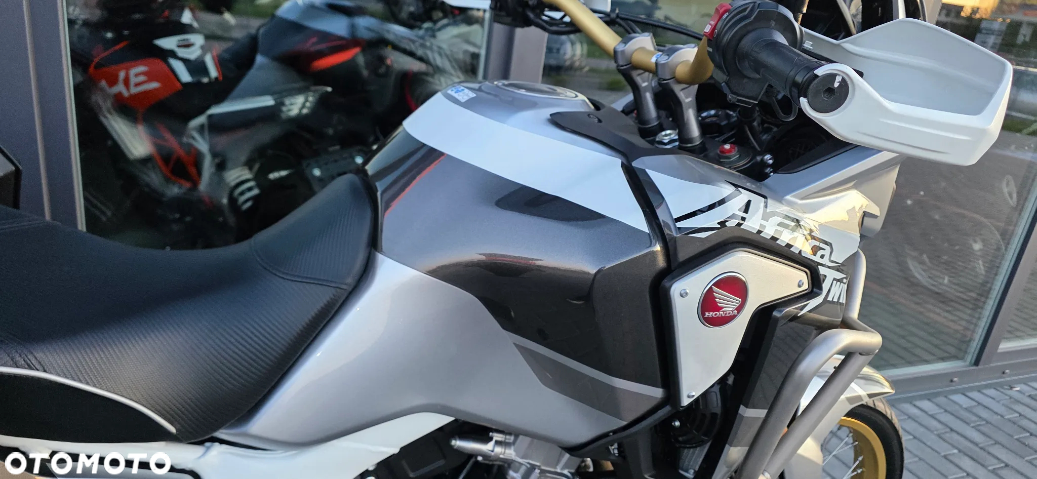 Honda CRF - 8