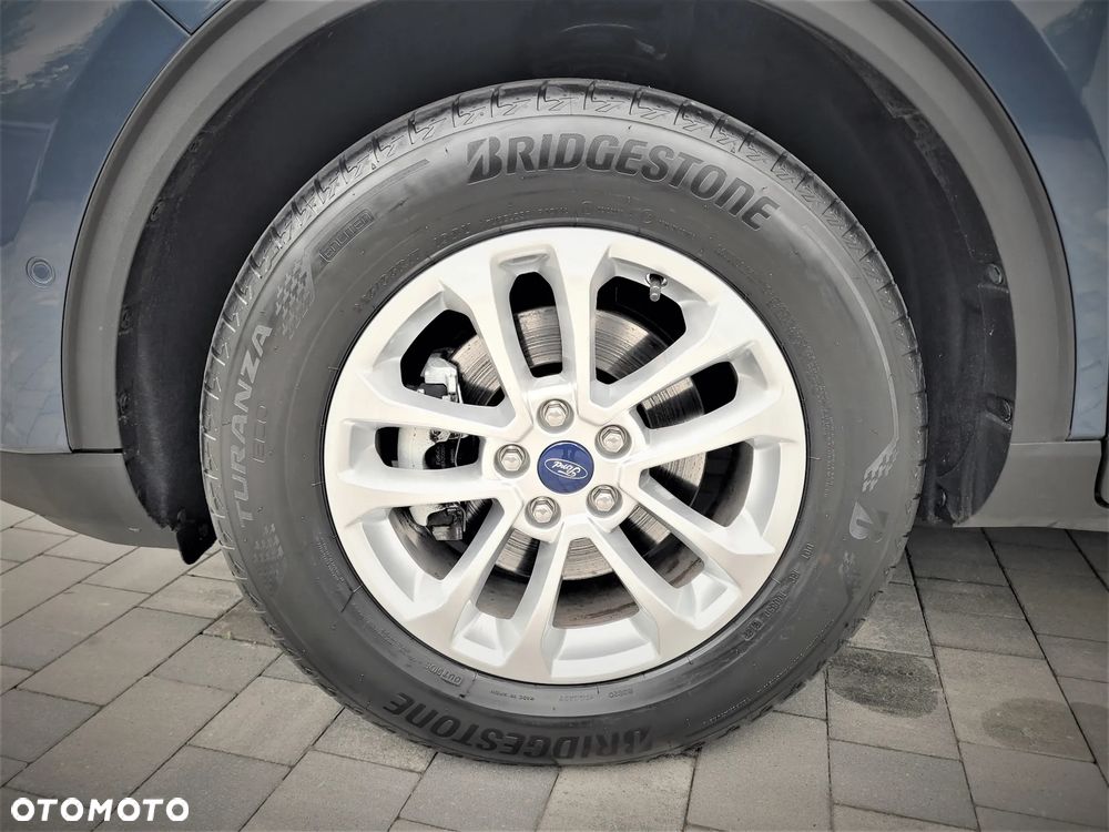 Ford Kuga - 20