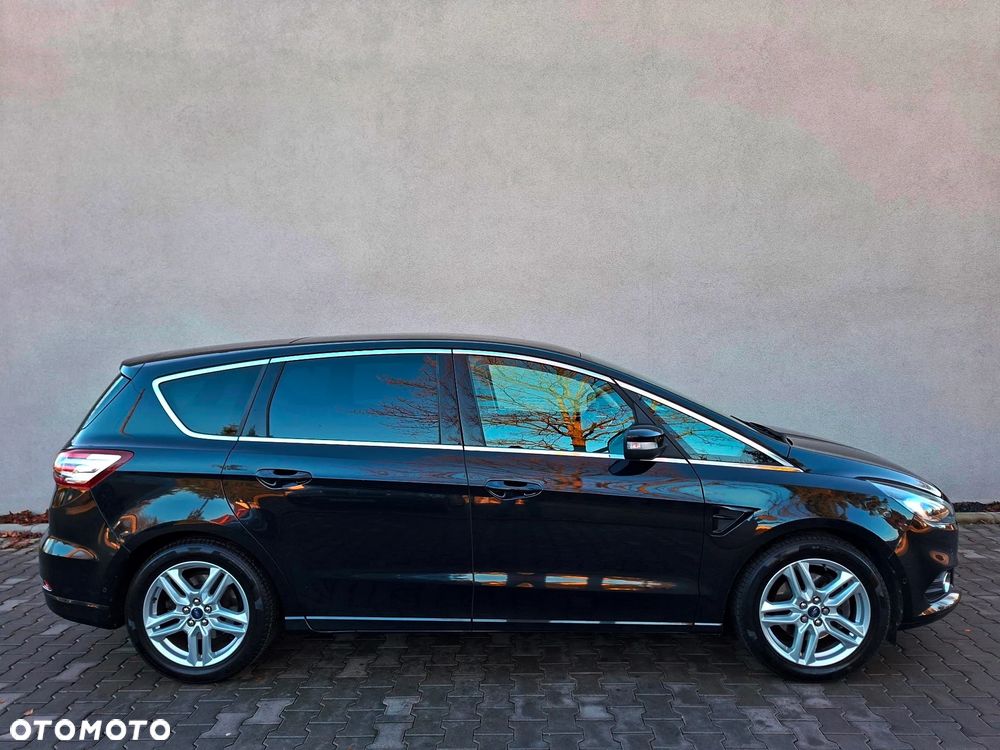 Ford S-Max - 9