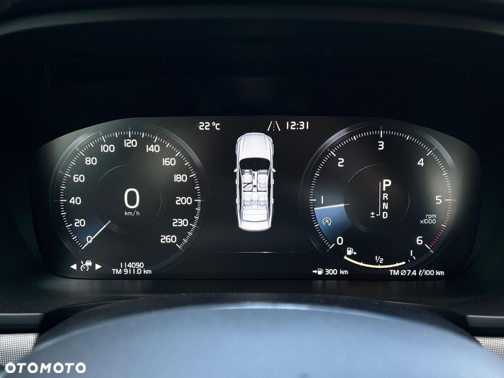 Volvo S90 D4 Momentum - 24