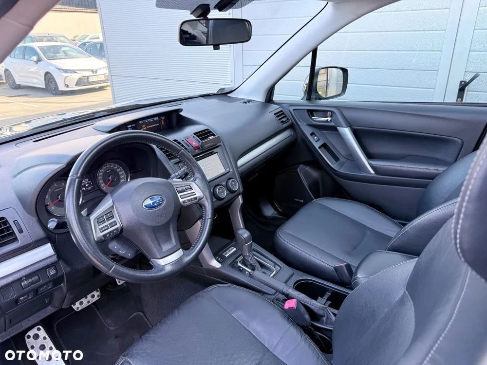 Subaru Forester 2.0XT Platinum Lineartronic - 7