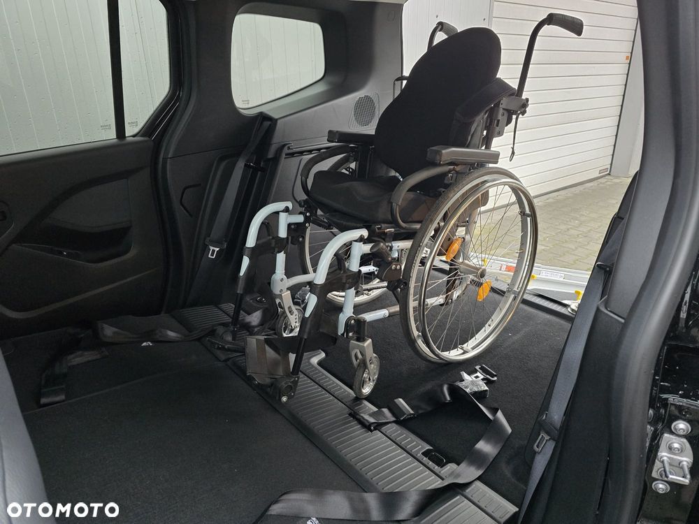 Mercedes-Benz Klasa T 180 d Progressive - 7