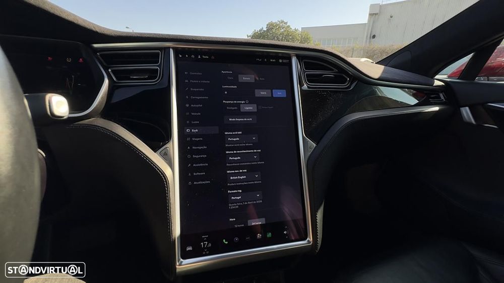 Tesla Model S 85D - 33