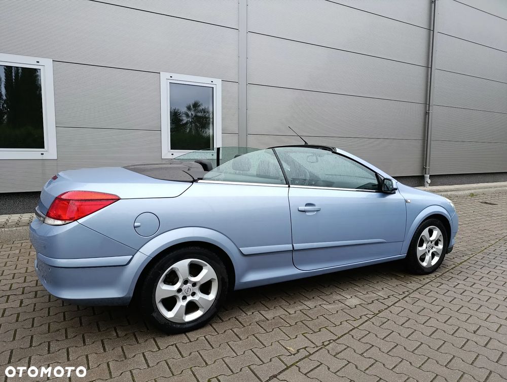 Opel Astra Twin Top 1.8 Endless Summer - 21
