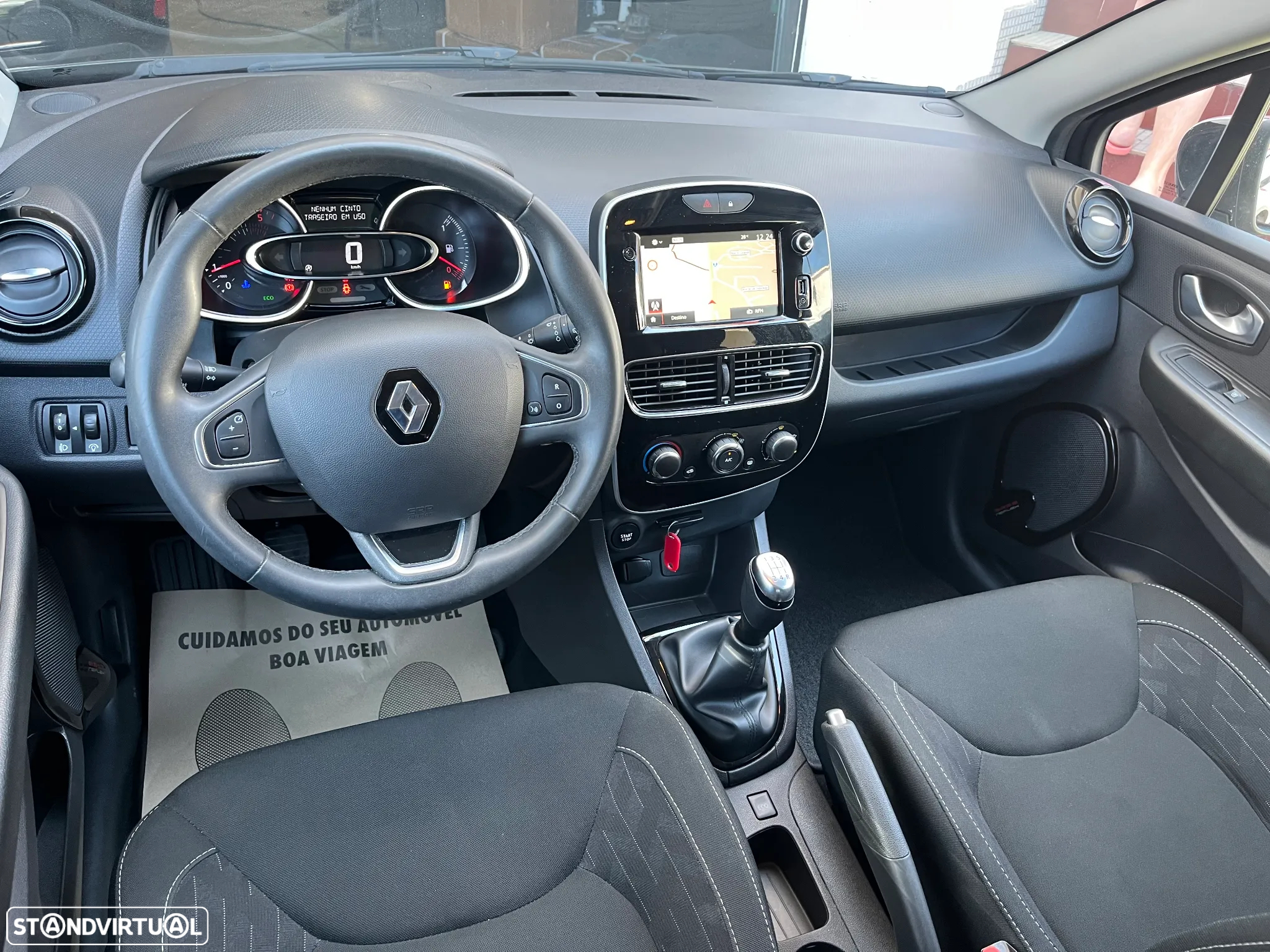 Renault Clio Sport Tourer 1.5 dCi Limited - 29