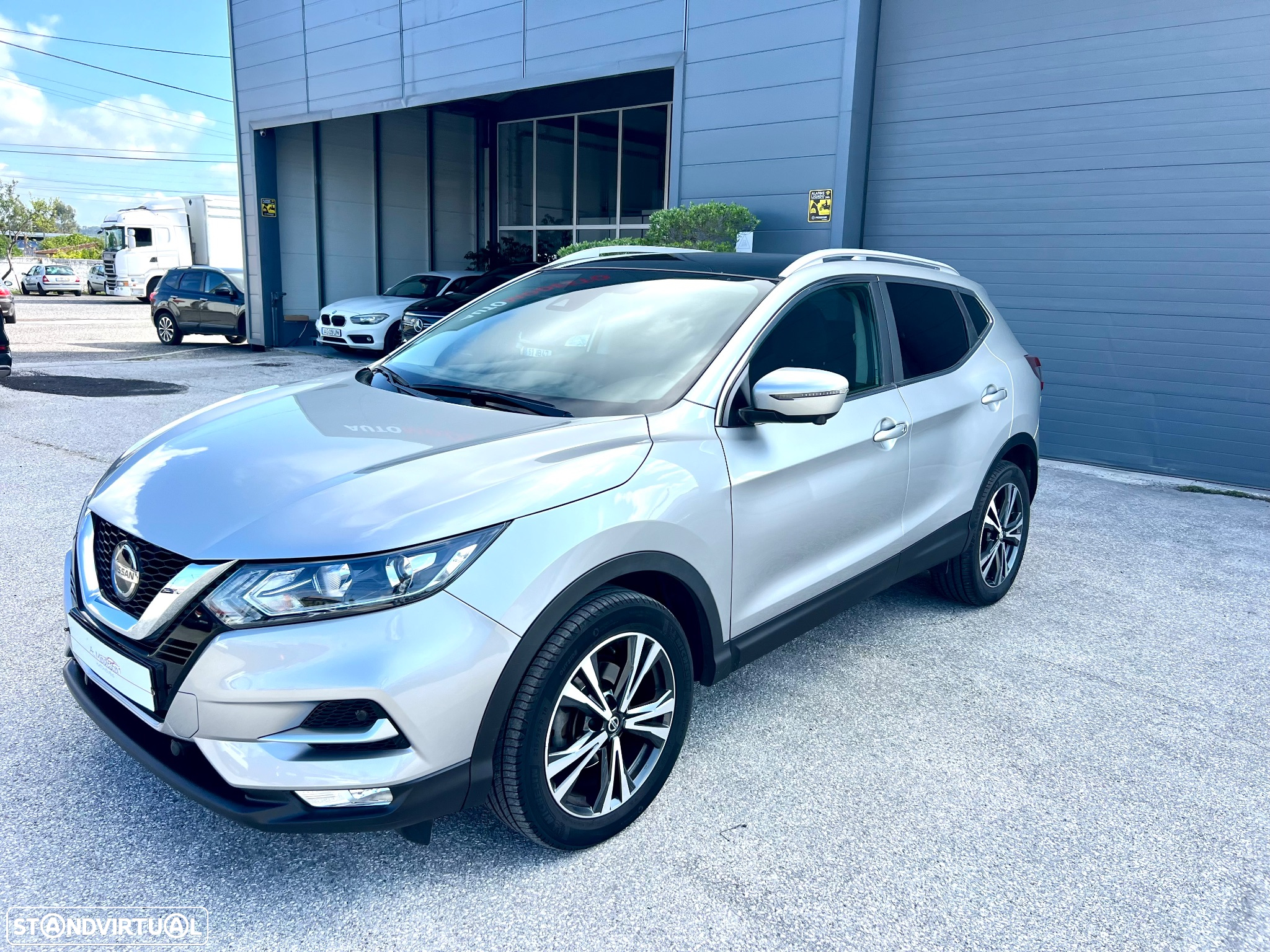 Nissan Qashqai 1.3 DIG-T N-Connecta J18 Led - 9