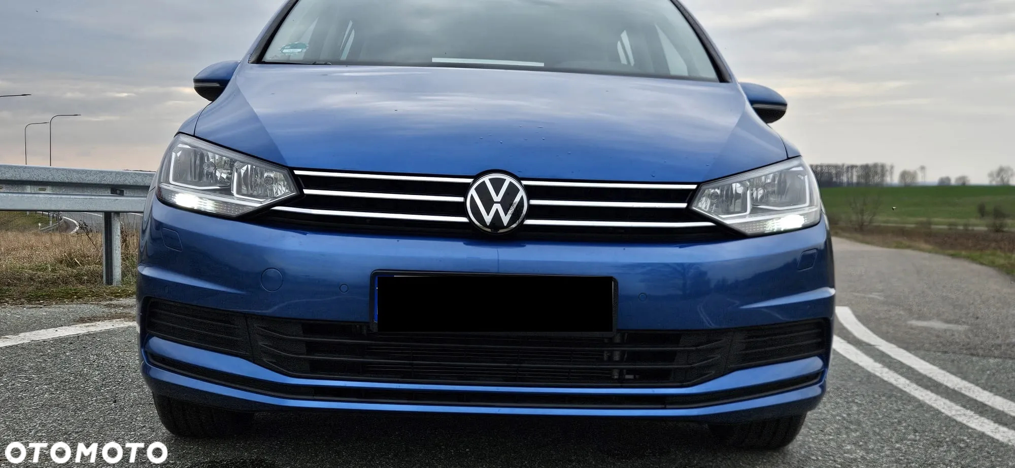 Volkswagen Touran - 8