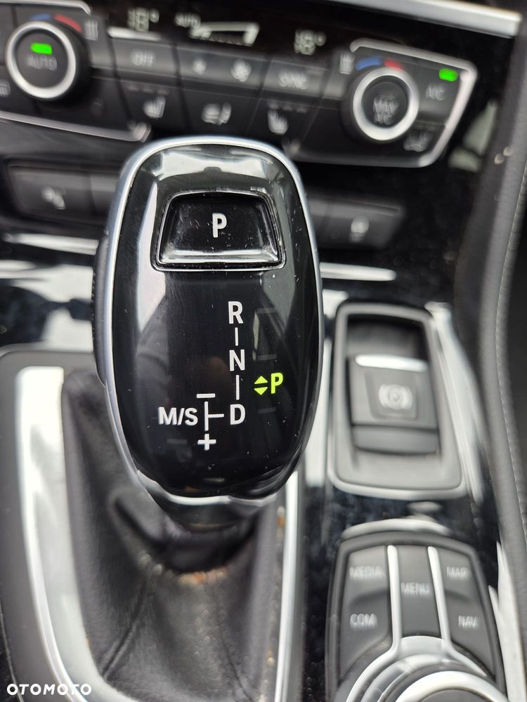 BMW Seria 2 216d GT Sport Line - 12