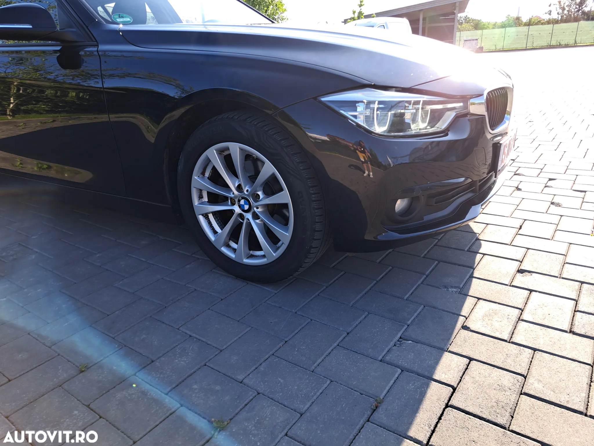 BMW Seria 3 320d Touring Aut. Luxury Line - 6