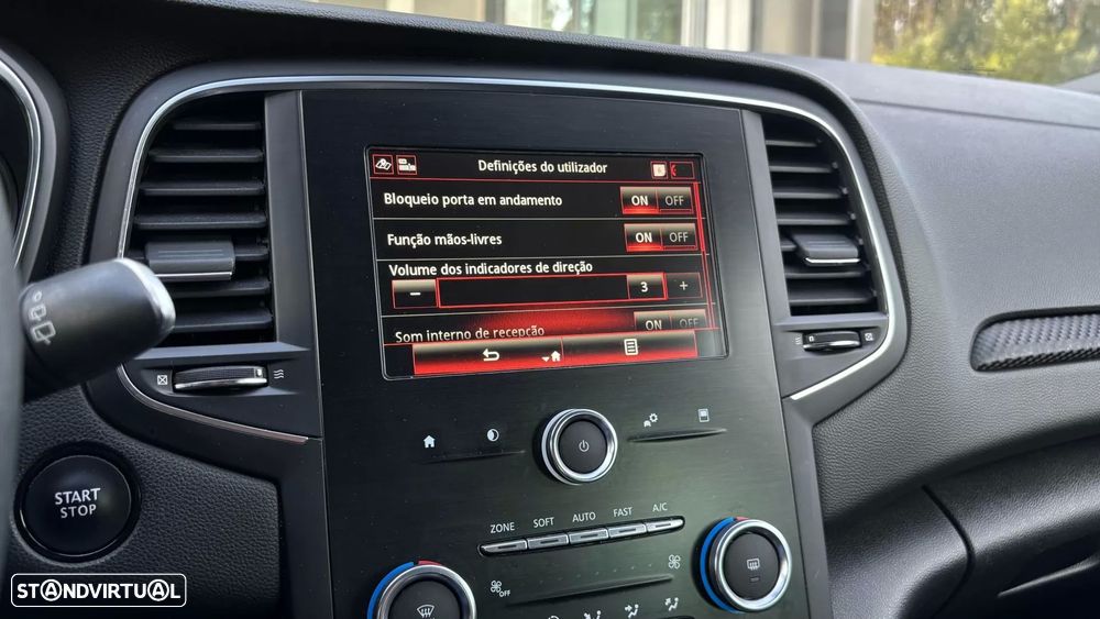 Renault Mégane Sport Tourer 1.5 dCi Limited - 19