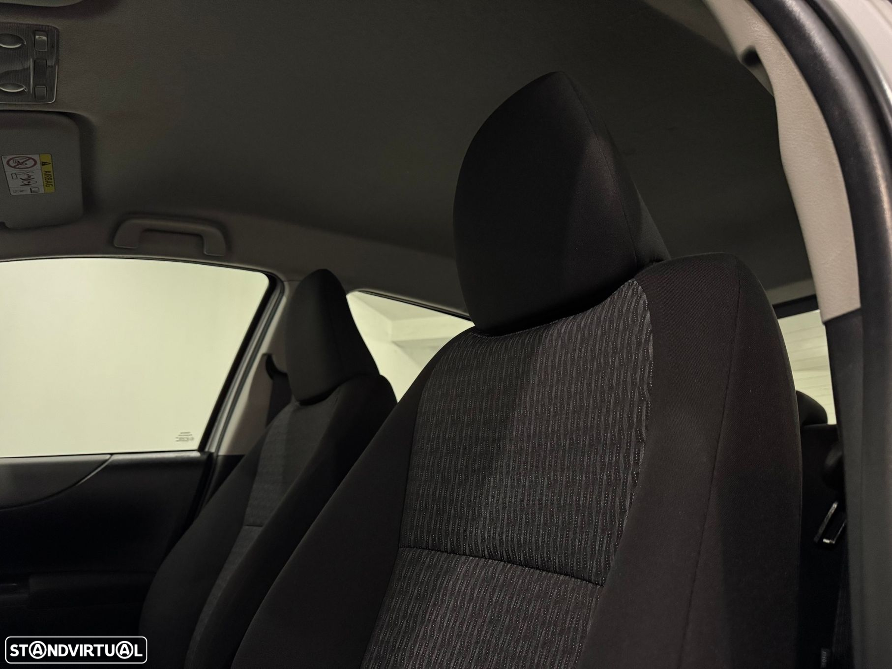 Toyota Yaris 1.4 D-4D ACtive+AC - 25