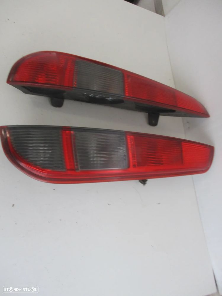 Farol farolim Ford focus SW 2005 - 3