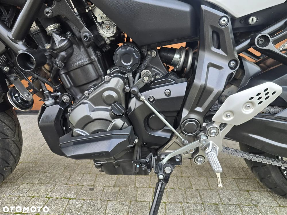 Yamaha MT - 30