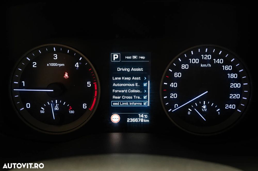 Hyundai Tucson blue 2.0 CRDi 4WD Aut. Premium - 22