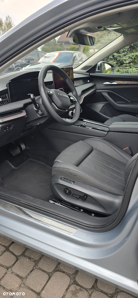 Skoda Superb 2.0 TDI SCR L&K DSG - 13