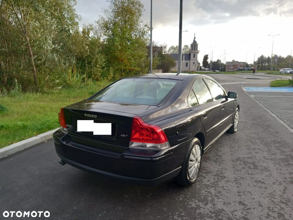 Volvo S60 2.5T Summum - 11