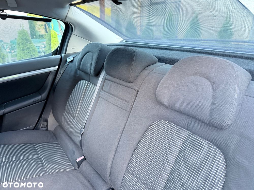 Peugeot 407 2.0 HDI ST Komfort EU4 - 12