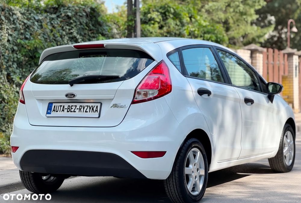 Ford Fiesta 1.25 Silver X (Ambiente) EU6 - 17