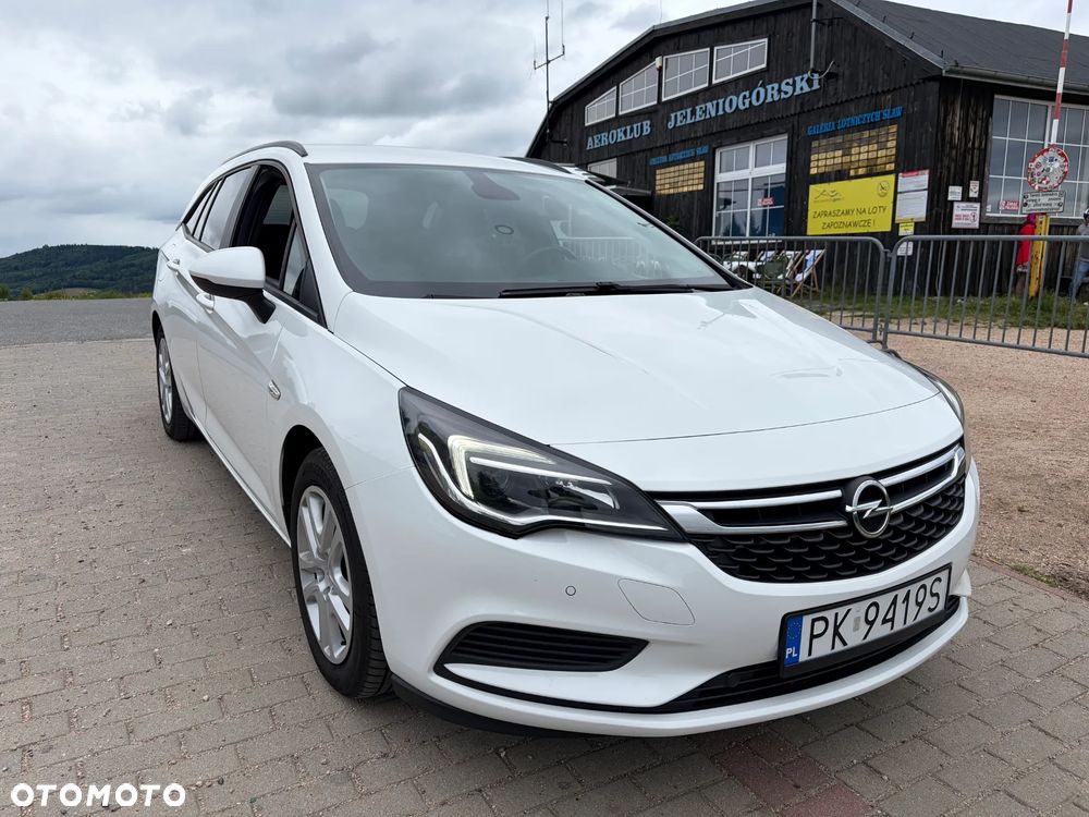 Opel Astra 1.0 Turbo Start/Stop 120 Jahre - 1