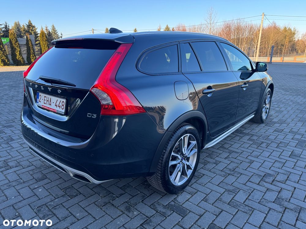 Volvo V60 Cross Country D3 Momentum - 5