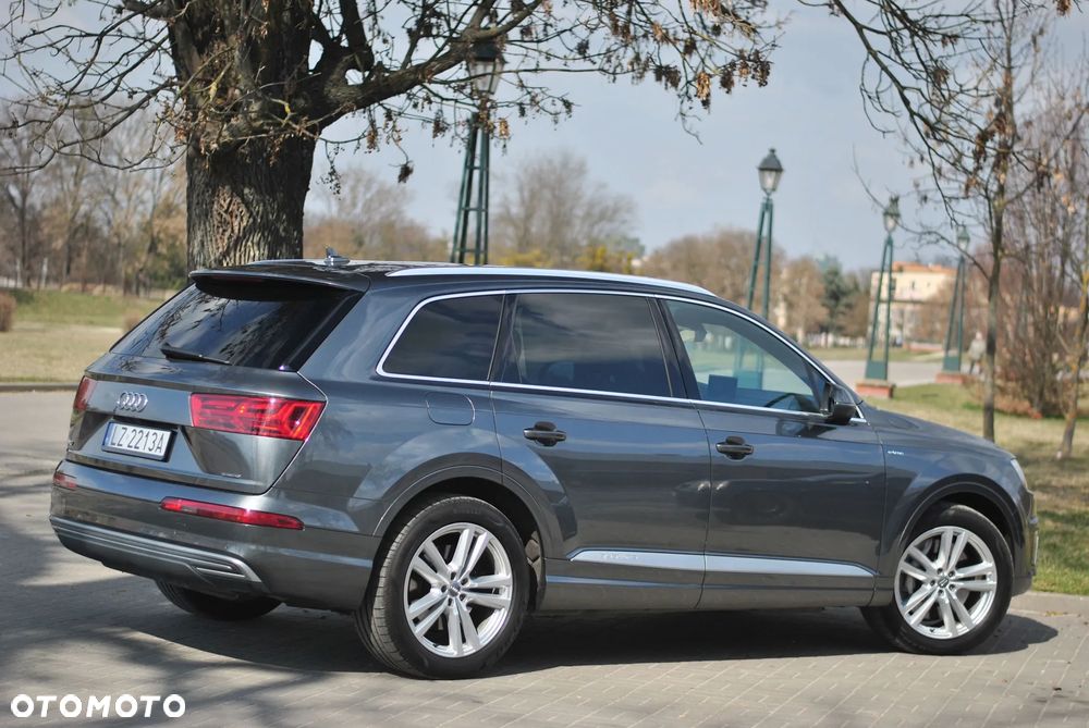 Audi Q7 - 8
