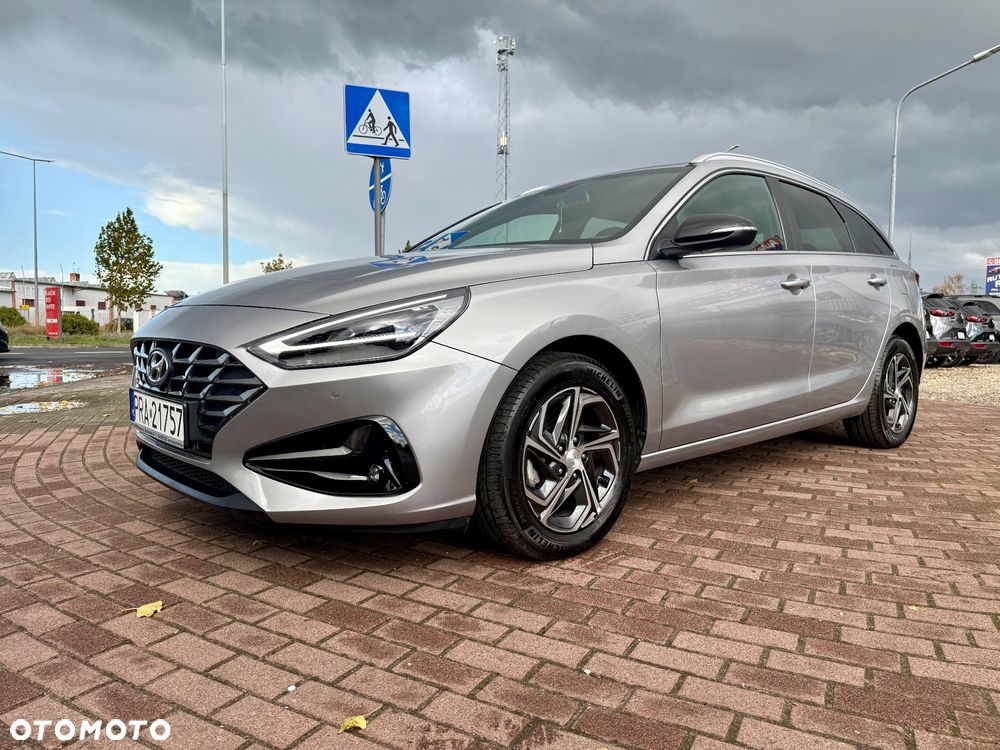 Hyundai i30 Kombi 1.5 T-GDI 48V-Hybrid Intro - 28