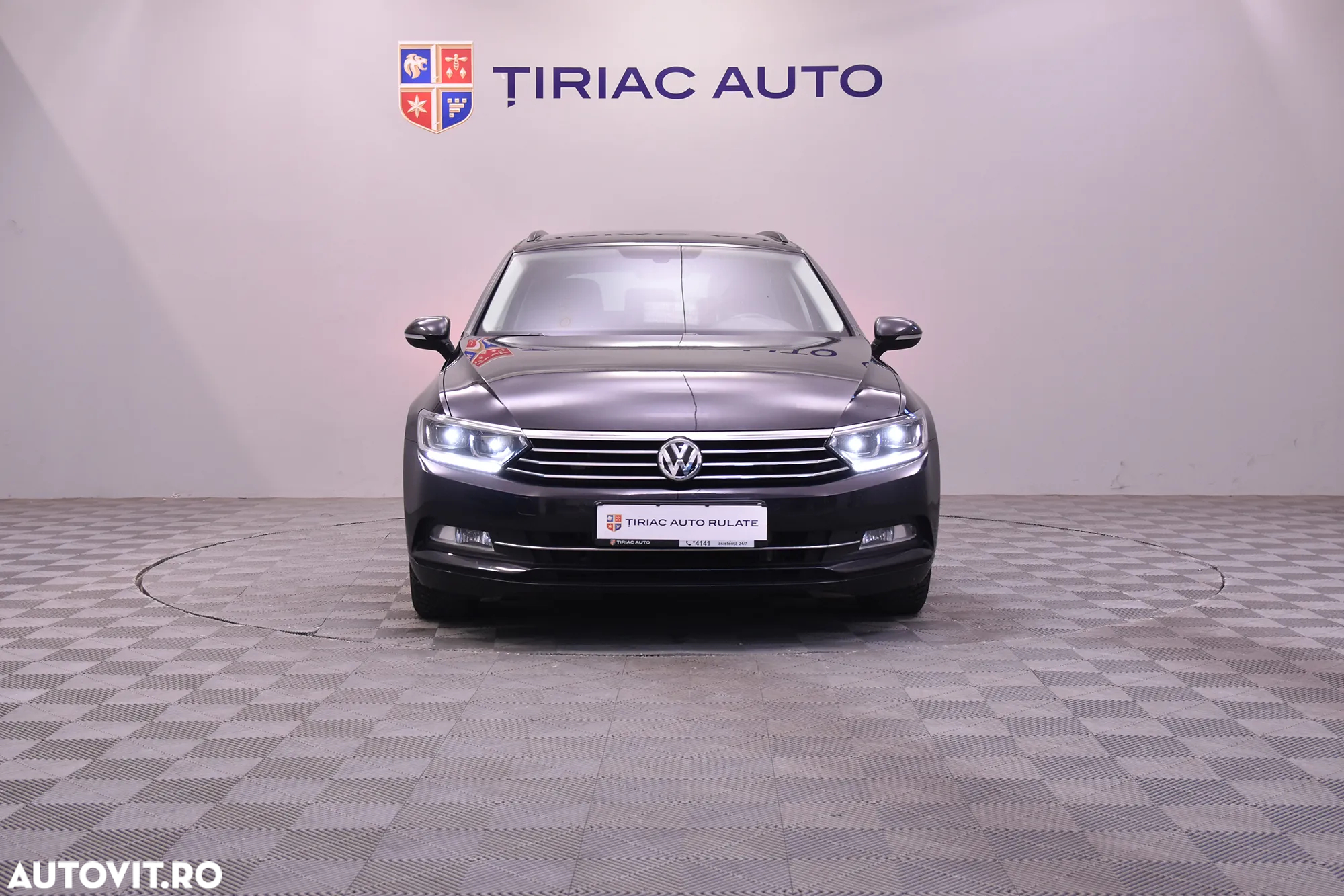Volkswagen Passat - 8
