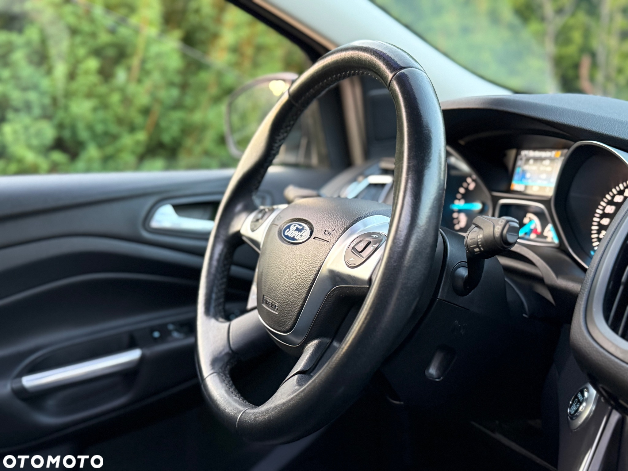 Ford Kuga 2.0 TDCi 4x4 Titanium - 24