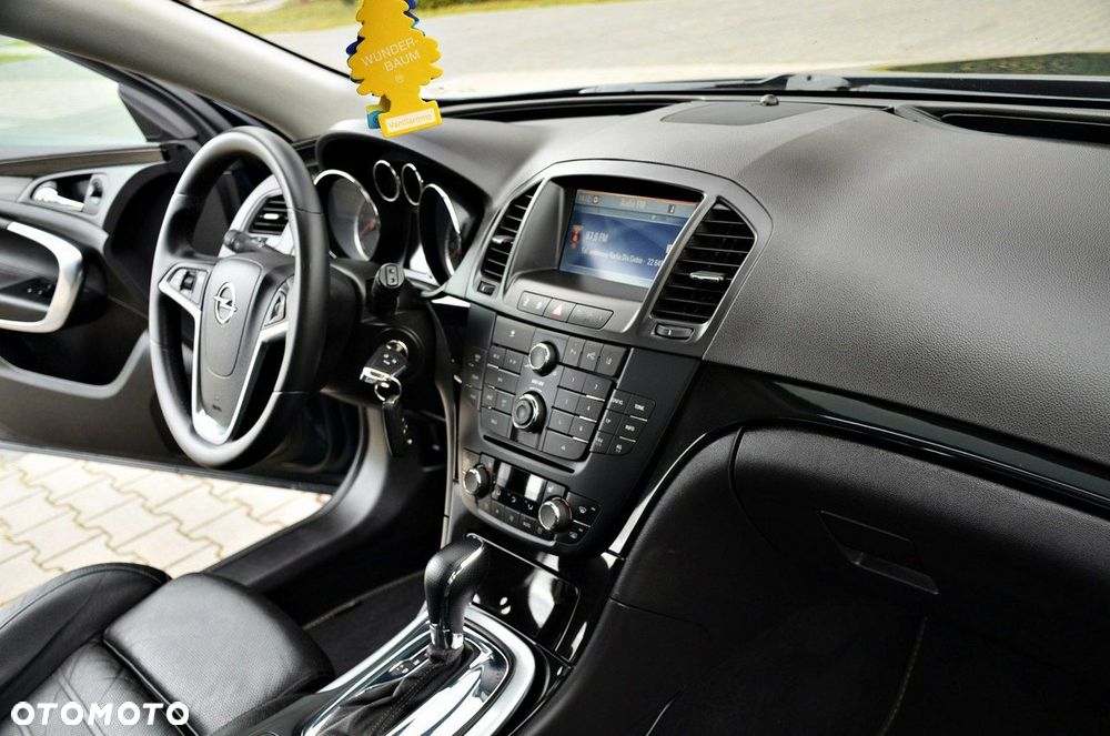 Opel Insignia - 18