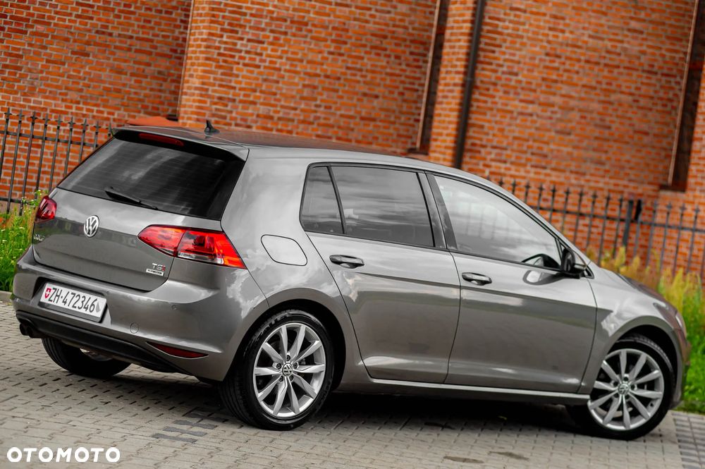 Volkswagen Golf 1.4 TSI BMT Highline - 17