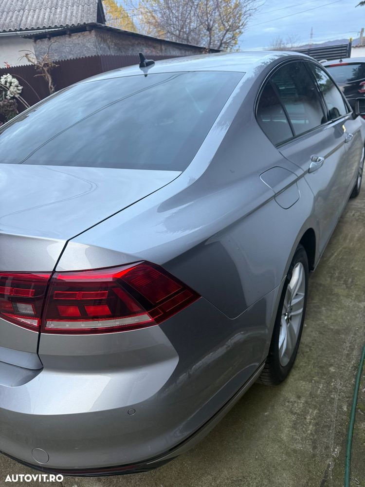 Volkswagen Passat 2.0 TDI DSG Highline - 3