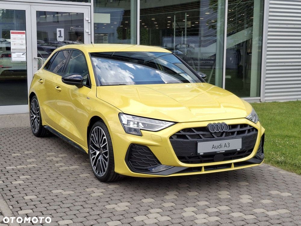 Audi A3 Sportback - 8