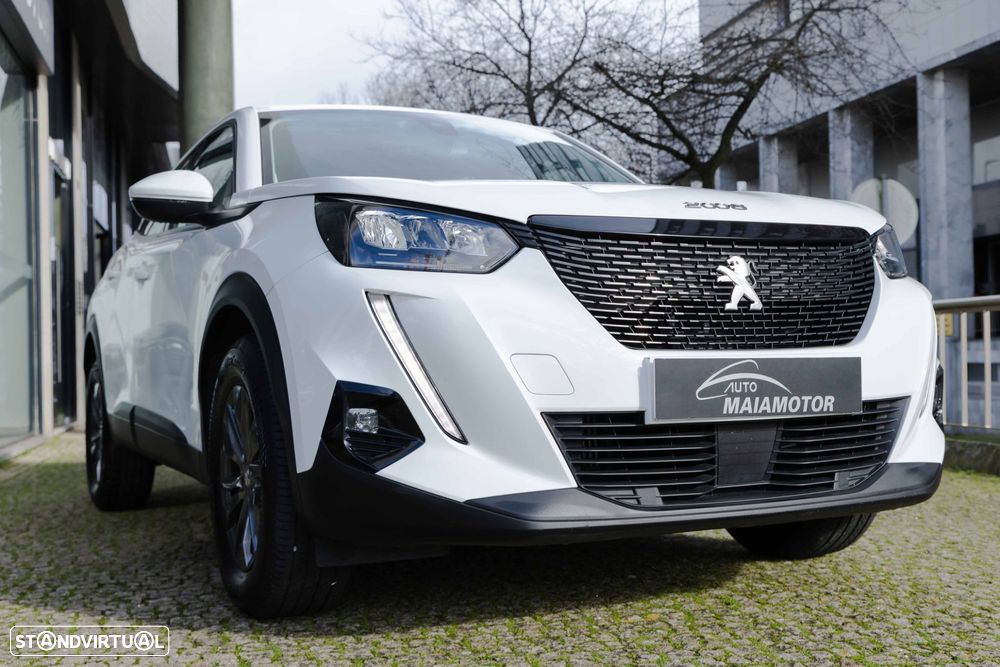 Peugeot 2008 1.2 PureTech Active EAT8 - 5